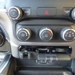 2021-ram-1500-big-horn-4×4-4dr-quad-cab-6-4-ft-sb-pickup (19)